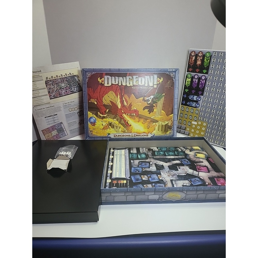 Dungeons & Dragons Fantasy Board Game 2014 Wizards Of The Coast New Open Box